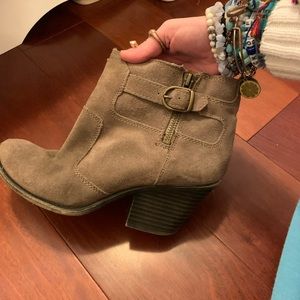 Lucky Brand Ankle Booties Size 7.5